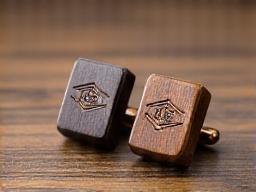 Bijoux corporate avec logo gravé